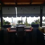 Kaci Δωμάτια σε οικογενειακή κατοικία