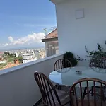 Kaci Δωμάτια σε οικογενειακή κατοικία *